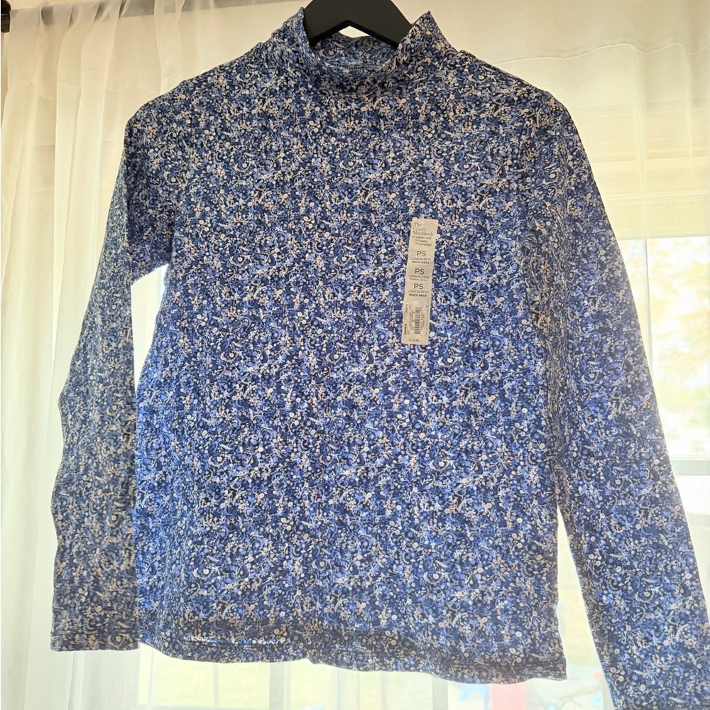 Croft & Barrow Blue Floral Long Sleeve Top